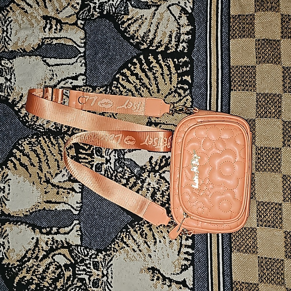 Betsey Luv crossbody bag orange flower power design hippie vegan leather